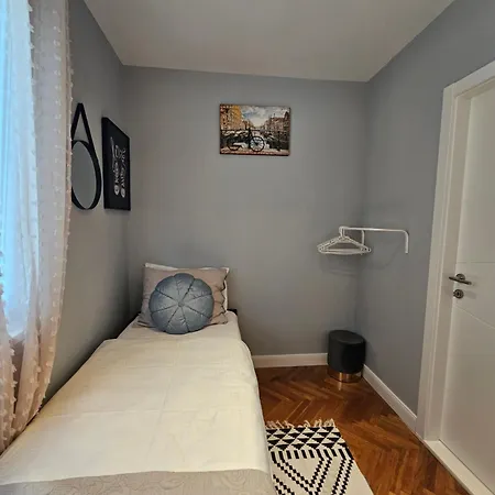 Luxe Apartment *